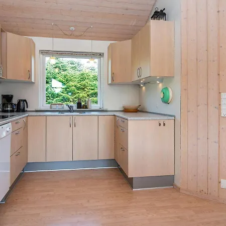 Casa vacanze 6 Person Holiday In Skjern Halby